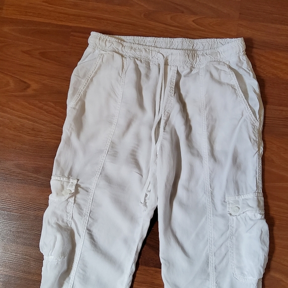 C & S by Cloth & Stone White Tencel Cargo Jogger Pants Size M NWOT - Picture 3 of 11